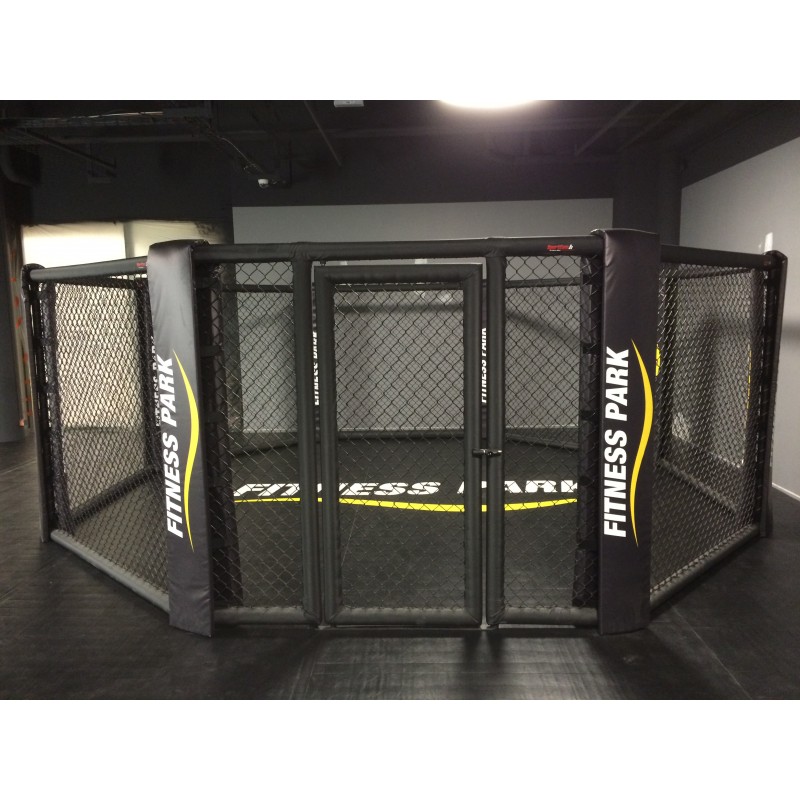 Floormounted MMA cage